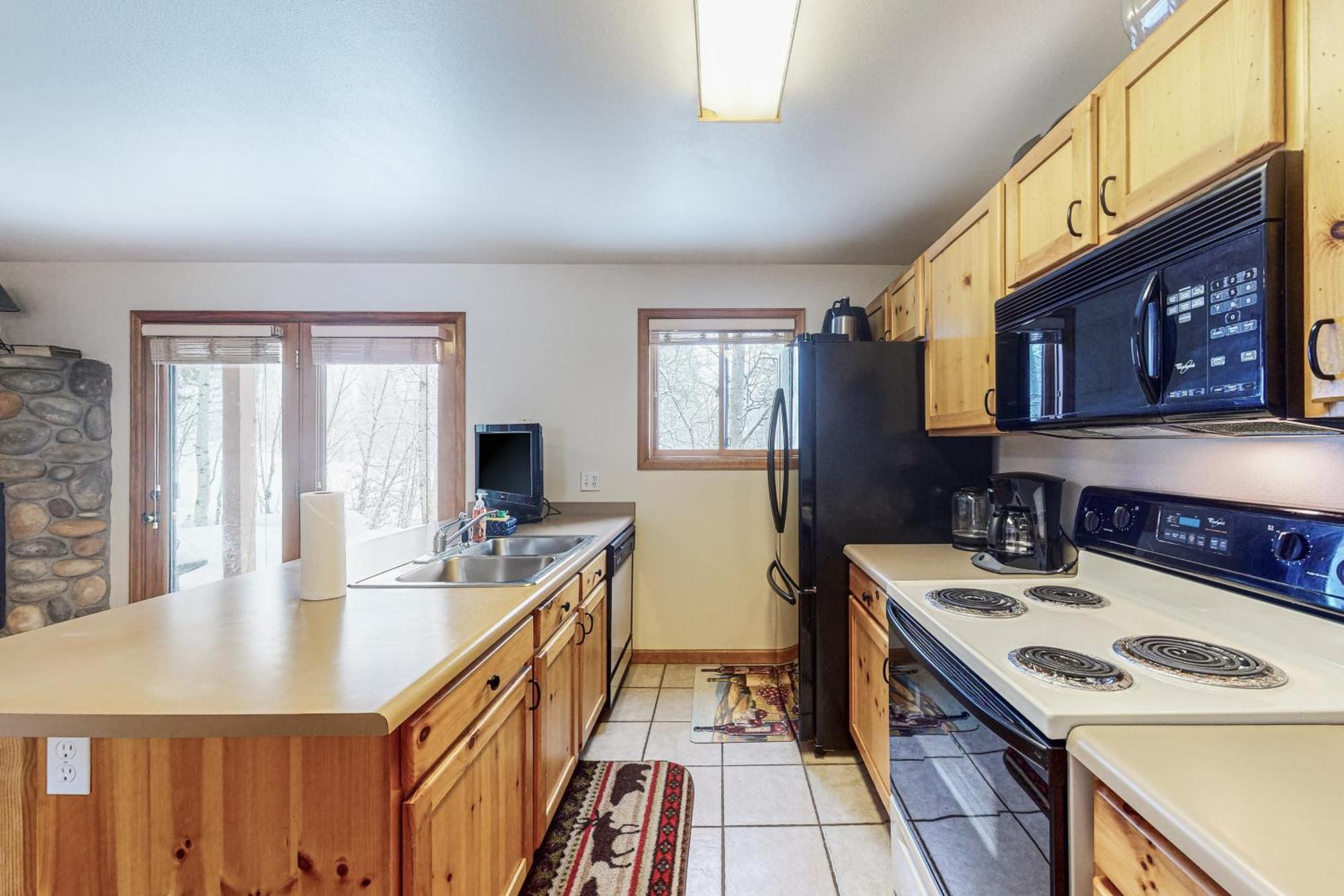 Riverview Condos Grand Lake Room photo