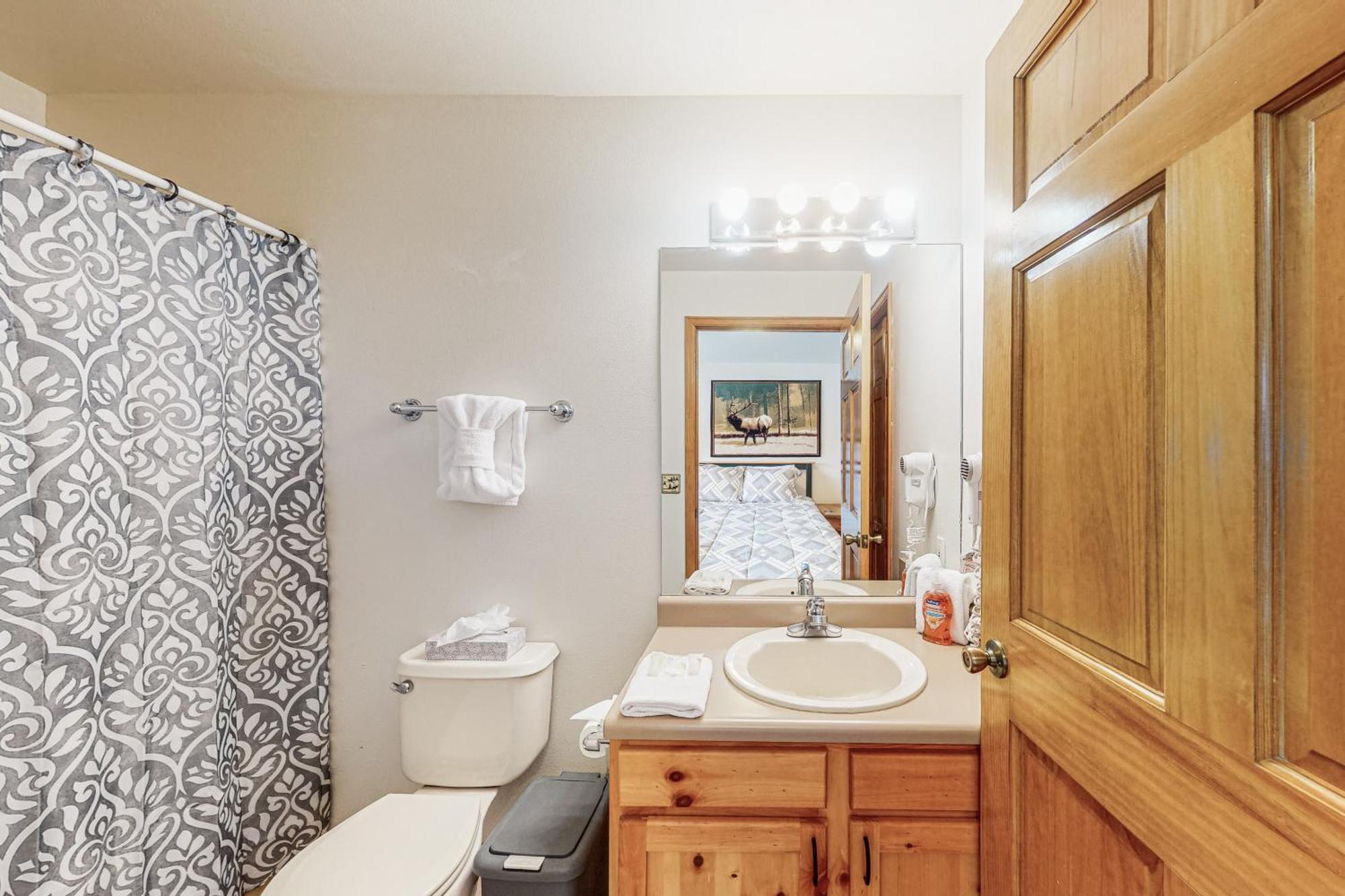 Riverview Condos Grand Lake Room photo